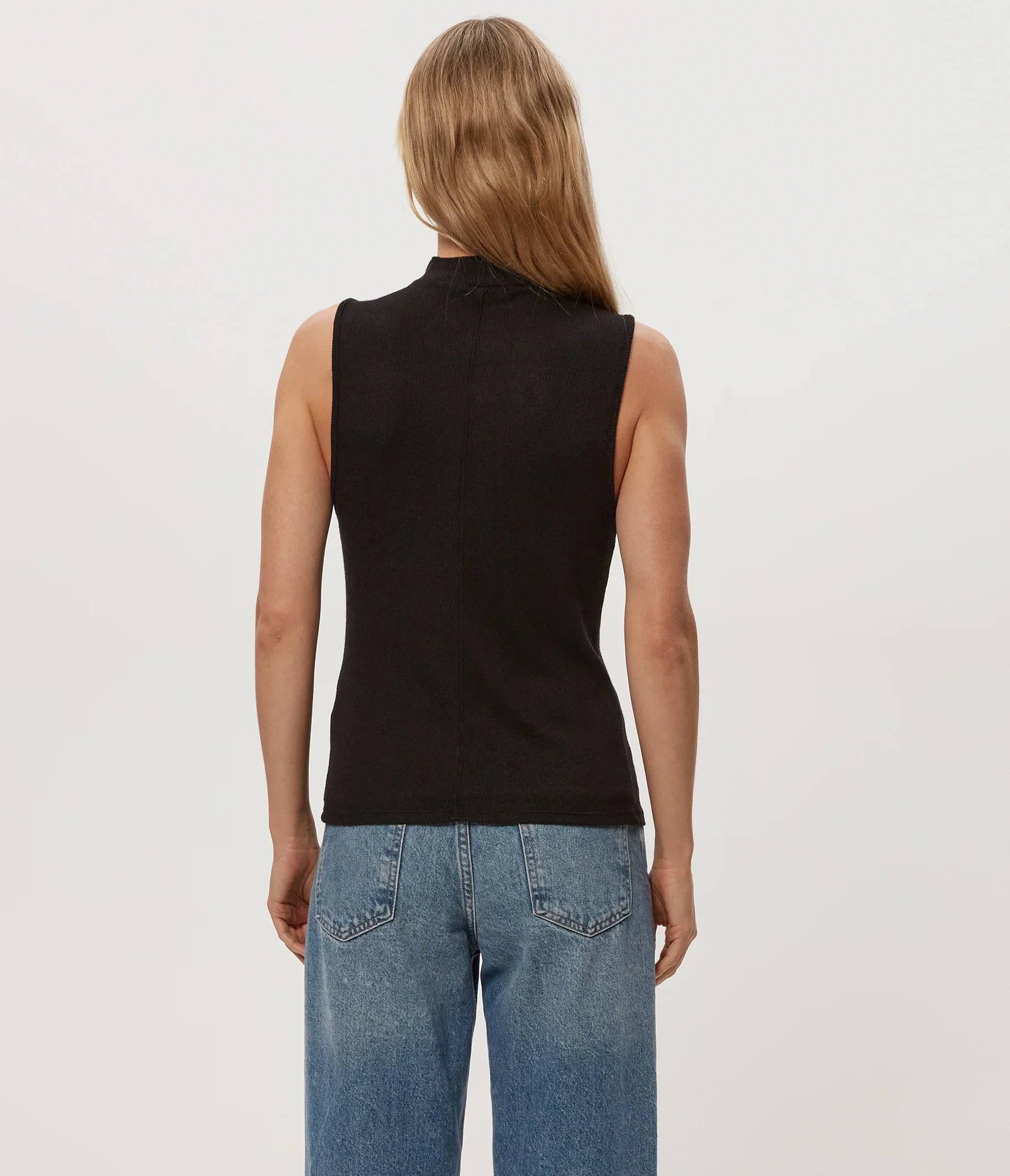 Zira Shine Tank in Black